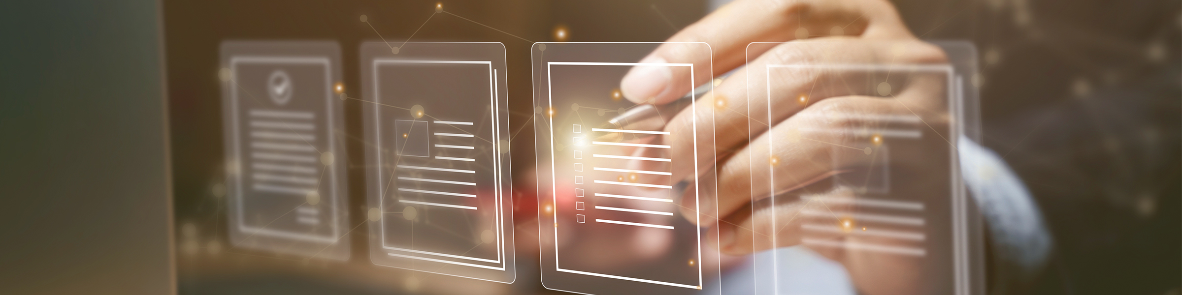 Main qui signe des documents numériquement montrant la dématérialisation.